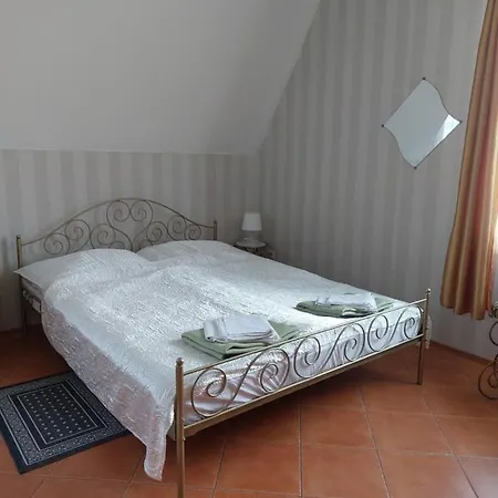 Secesja Bed & Breakfast Leba
