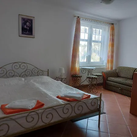 Secesja Bed & Breakfast *
