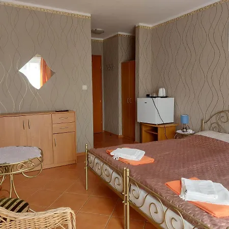 Secesja Bed & Breakfast Leba