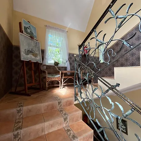 Secesja Bed & Breakfast *